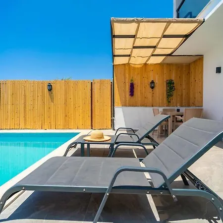 Kaskalkandenizmanzaralivilla Kaş